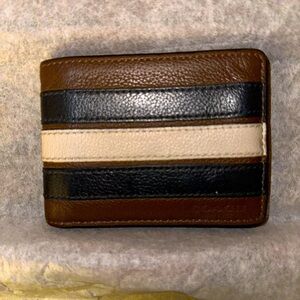 Men’s Coach wallet light used Navy white brown leather